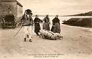carte postale les coutumes moeurs et costumes bretons cmcb