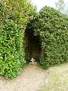 tombe de saint-melar ou saint-meloir lanloup