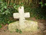 tombe de saint-melar ou saint-meloir lanloup