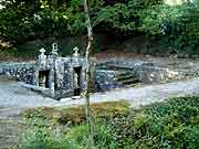 fontaine du guiaudet lanrivain