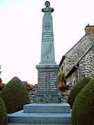 monument aux morts le haut-corlay