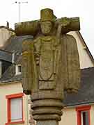 saint-gerand calvaire avec autel du bourg