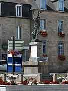 bourbriac monument aux morts