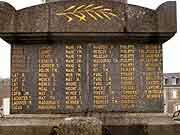 bourbriac monument aux morts