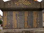 bourbriac monument aux morts