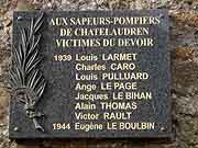 escalier vers etang chatelaudren