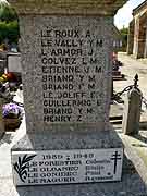 coatascorn monument aux morts