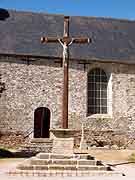 croix eglise notre-dame de graces grace-uzel