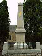 monument aux morts jugon les lacs