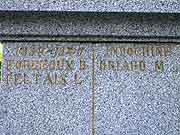 monument aux morts jugon les lacs