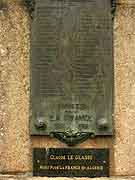 la roche-derrien monument aux morts