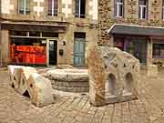 la roche-derrien monument aux morts