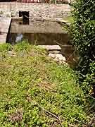 fontaine et lavoir pres eglise saint-yves de la poterie lamballe