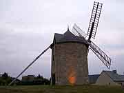 moulin a vent de la buglais lancieux