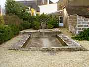 fontaine saint-lubin lanfains