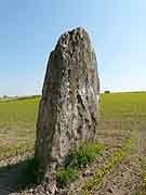 menhir saint-thebault langast