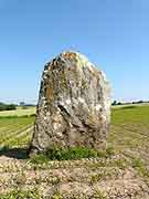 menhir saint-thebault langast