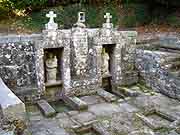 fontaine du guiaudet lanrivain