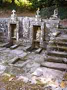 fontaine du guiaudet lanrivain