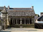 ossuaire eglise saint-gregoire lanrivain