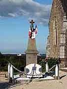 monument aux morts lanrodec