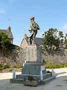 laurenan monument aux morts