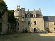 le foeil chateau de crenan
