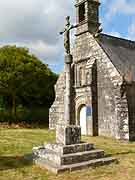 mael-pestivien calvaire de la chapelle saint-isidore