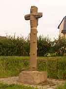 croix a l'est de la chapelle de kergrist paimpol
