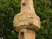 croix de la chapelle de kergrist paimpol