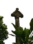 croix pres eglise saint-sauveur plancoet