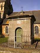 monument pres eglise notre-dame de soumission pleguien