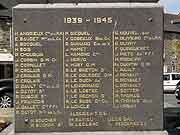 monument aux morts pleneuf-val-andre