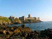 chateau de fort la latte plevenon