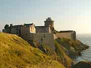 chateau de fort la latte plevenon