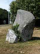 menhir du sabot ploufragan