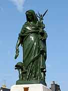 monument aux morts ploumagoar