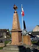 monument aux morts plourhan