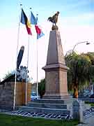 monument aux morts plourhan