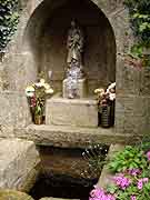 fontaine notre-dame de la clarte plouvara