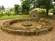 jardin du centre et son pressoir quevert