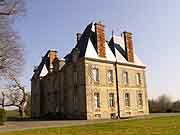 chateau de la vallee quintenic