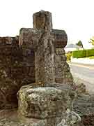 croix de l ancien cimetiere des pestiferes saint-carreuc