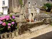 fontaine double du bourg saint-gilles pligeaux