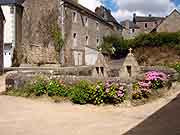 fontaine double du bourg saint-gilles pligeaux