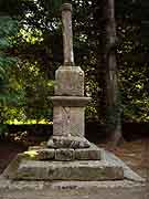 croix de la chapelle saint-gildas saint-gilles pligeaux
