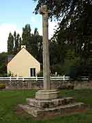 croix pres de la chapelle saint-lunaire saint-lormel