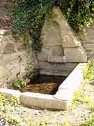 fontaine de restudo saint-pever