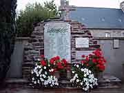 monument aux morts saint-thelo
