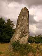 menhir au nord de perfaux saint-vran